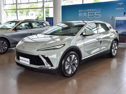 2024 Buick E4 SUV elettrico puro con ricarica rapida, efficienza energetica e design di lusso