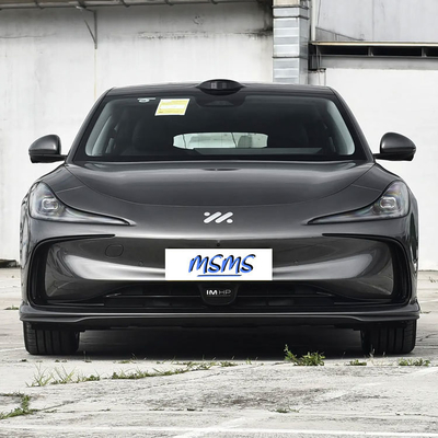 Automobile sportiva 4WD ad alta potenza 618km Max Zhiji L6 Pure Electric 2160kg/2610kg Peso sul bordo
