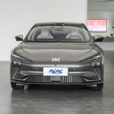 Veicoli energetici Zhiji IM L7 Ev Auto per adulti Puro elettrico Velocità massima 200 km/h