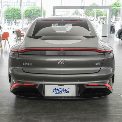 Veicoli energetici Zhiji IM L7 Ev Auto per adulti Puro elettrico Velocità massima 200 km/h