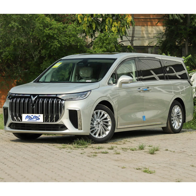 2024 Voyah Dreamer MPV elettrico a 7 posti con autonomia elettrica di 510 km e velocità massima di 210 Km/h