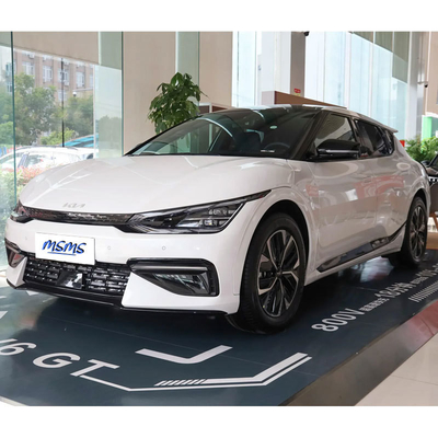 Efficienza e stile combinati KIA EV6 Electric Car Il SUV compatto per i conducenti moderni