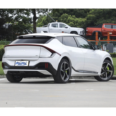 Efficienza e stile combinati KIA EV6 Electric Car Il SUV compatto per i conducenti moderni